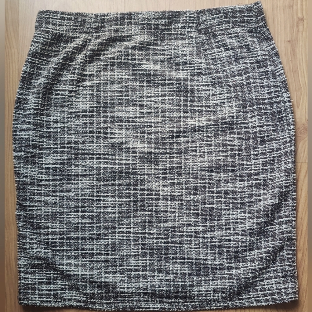 Max Studio SKIRT - Picture 4 of 4